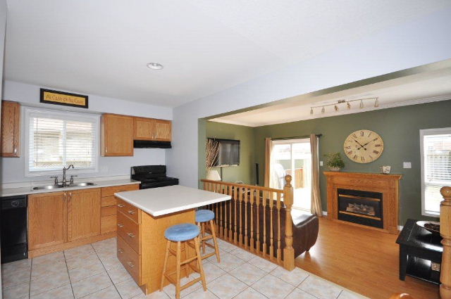 Eat-in Kitchen with a view of Family Room