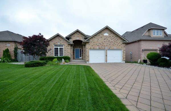 Professionally Landscaped Front and Back