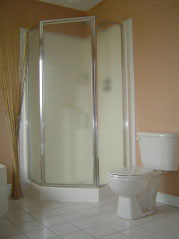 The Ensuite also has a seperate corner shower